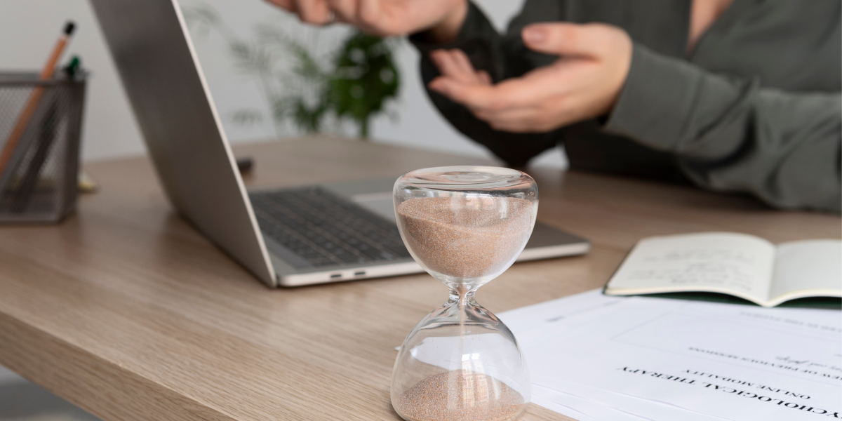 Horas extra en España: el límite legal y los abusos que siguen preocupando en 2026